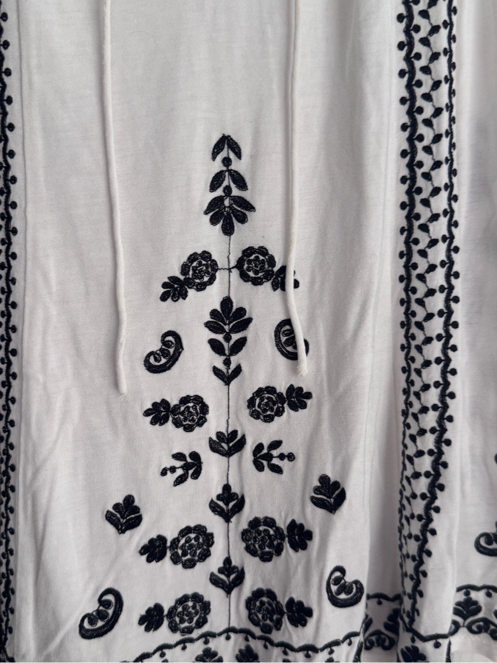 Anthropologie Akemi + Kin Chelsey Embroidered Boho-Chic Tank Top, Peasant Tank - Picture 4 of 14